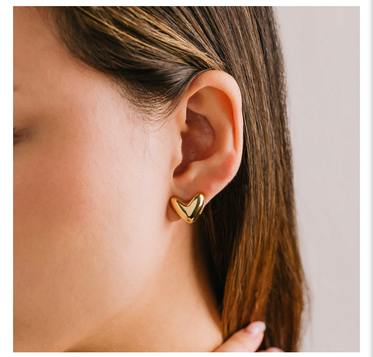 Lover’s Tempo - Heart Puff Earrings