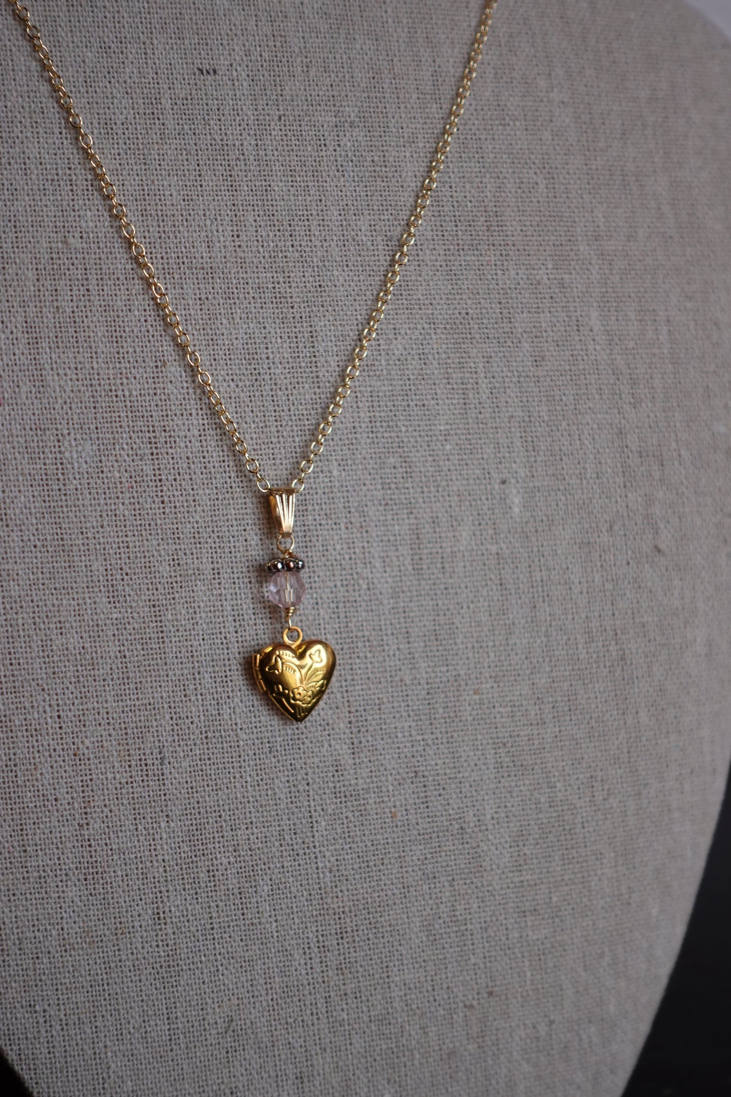 Xoco Studios - Heart Locket
