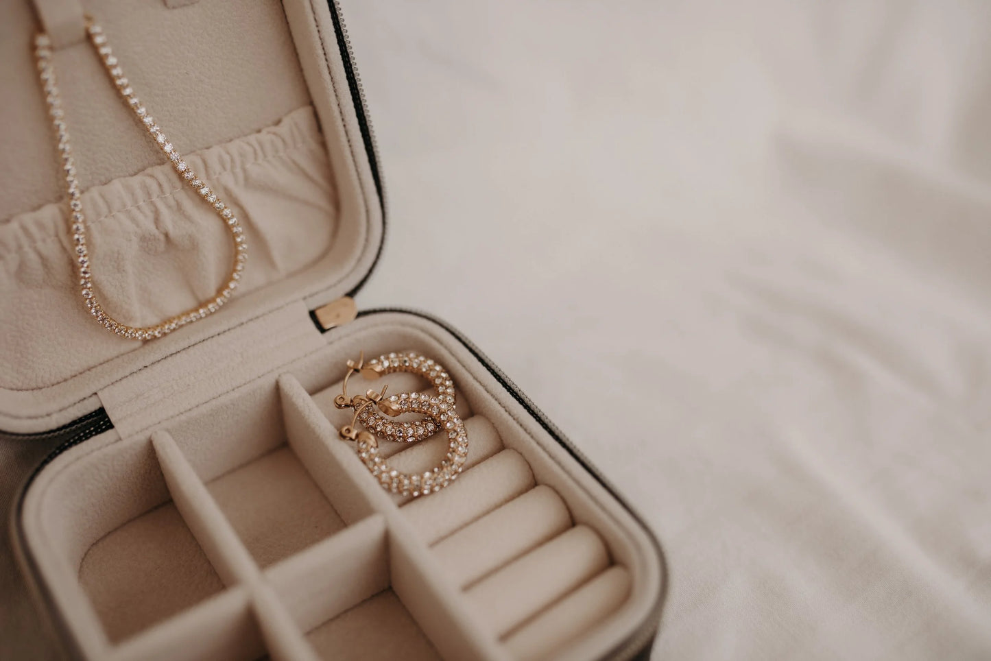 Ava May - Glitter Hoops