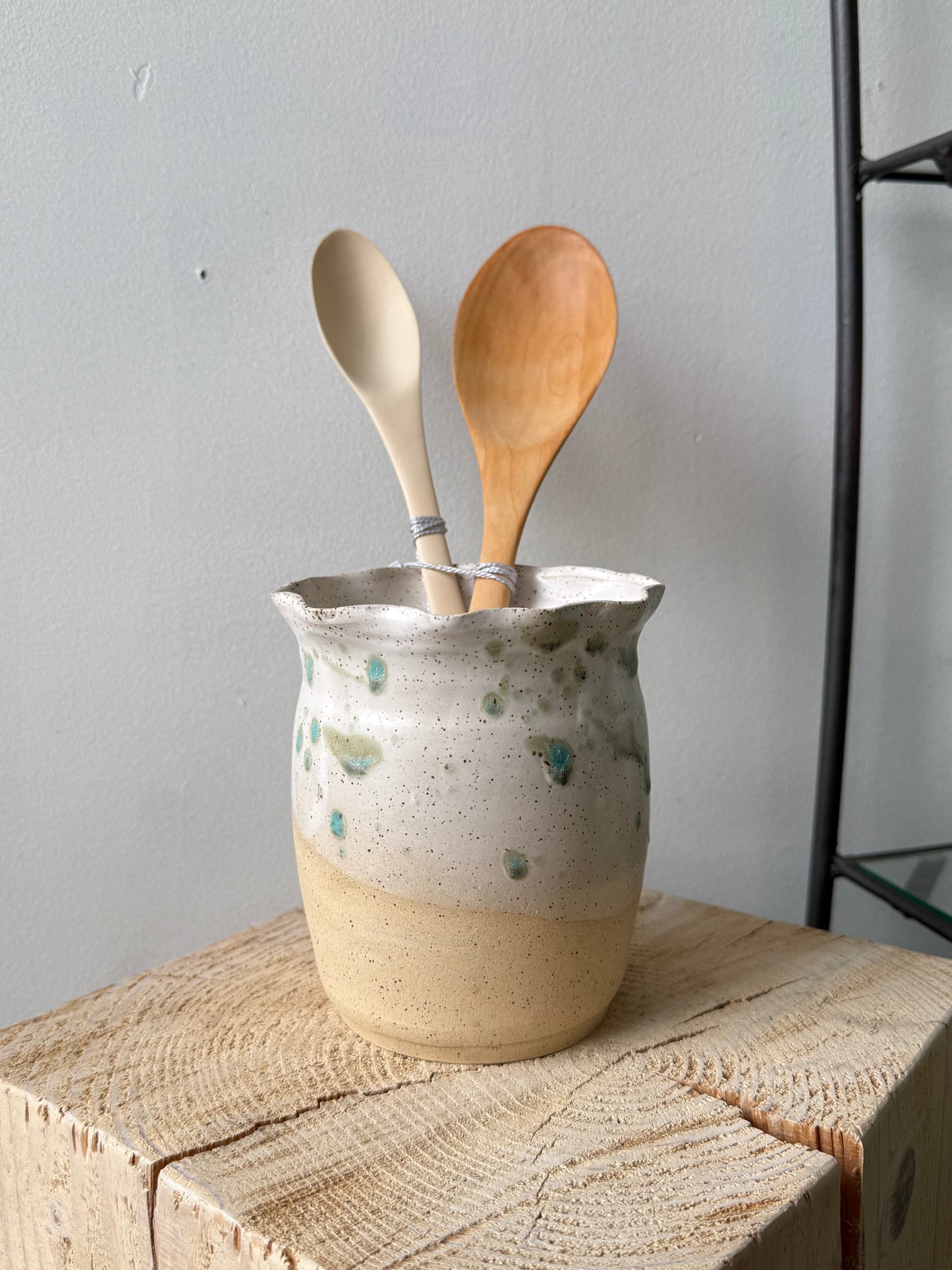 Anna Kishida Art & Ceramics - Vase/ Utensil Holder