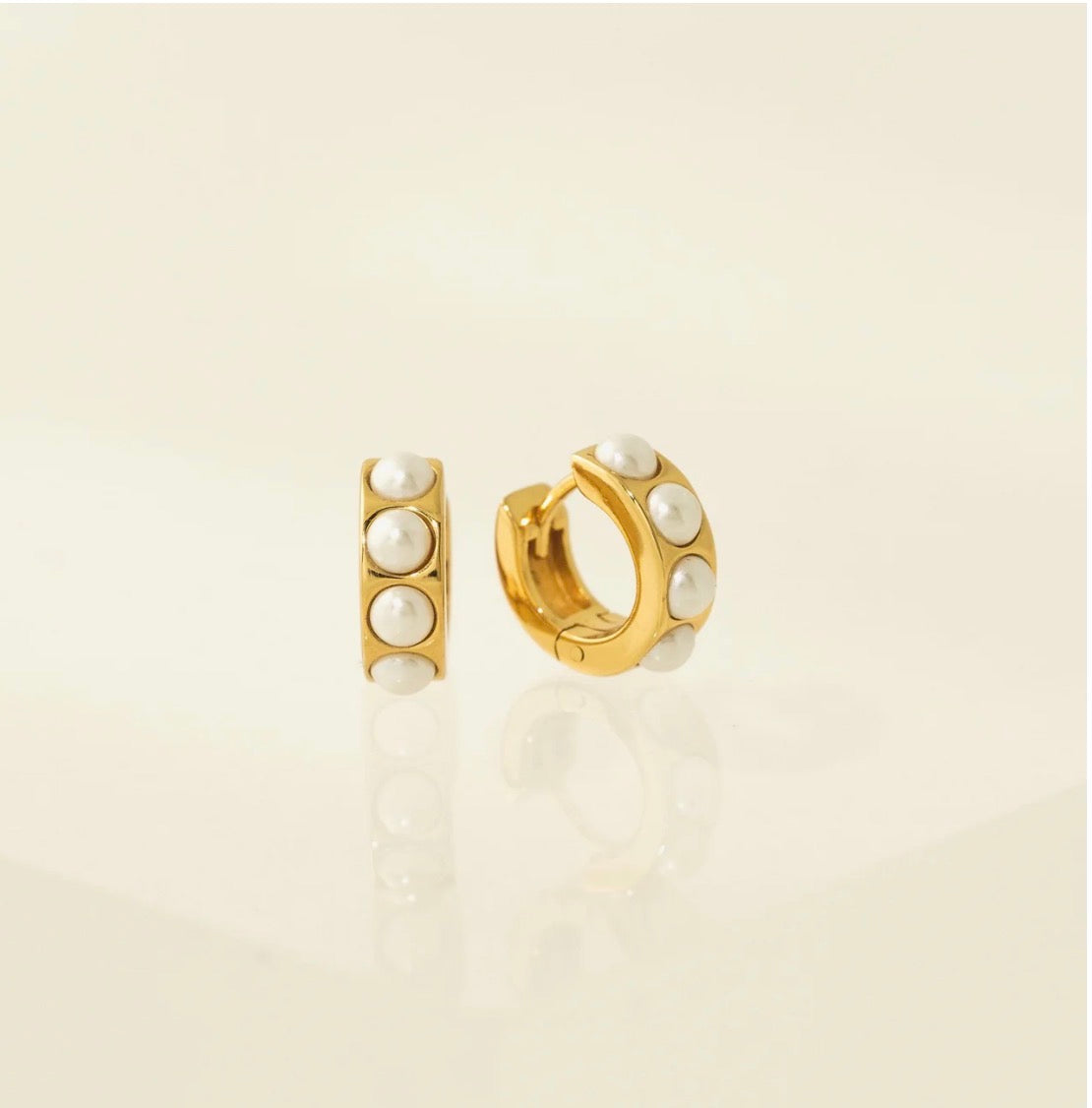 Lover's Tempo - Pearl Huggie