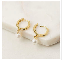 Load image into Gallery viewer, Lover’s Tempo — Amari Pearl Huggie Drop Hoop Earrings
