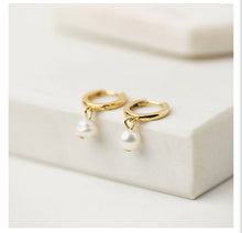 Load image into Gallery viewer, Lover’s Tempo — Amari Pearl Huggie Drop Hoop Earrings
