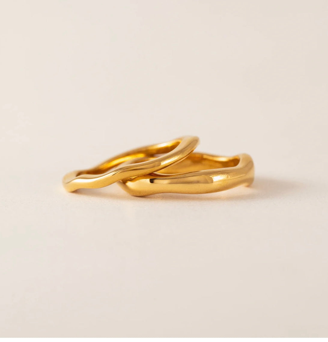 Lover’s Tempo - Coral Ring Set - Size 8