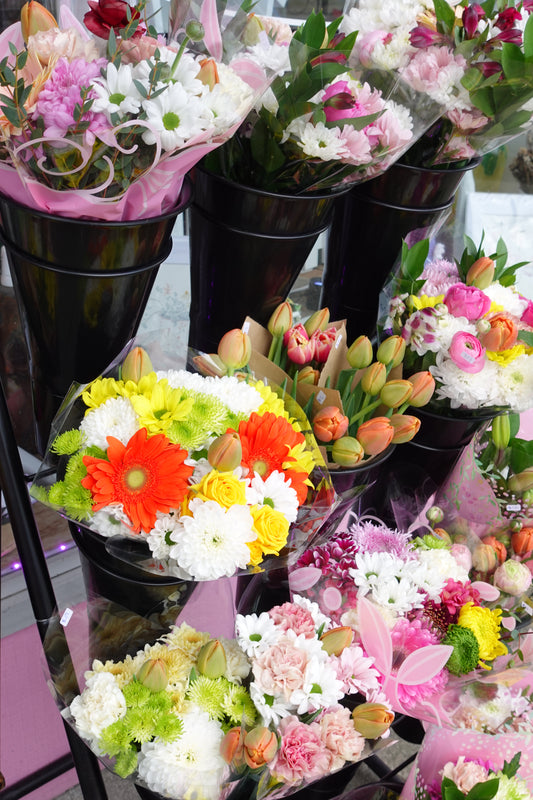 Bouquet - Florist's Choice Yellow, Orange & White