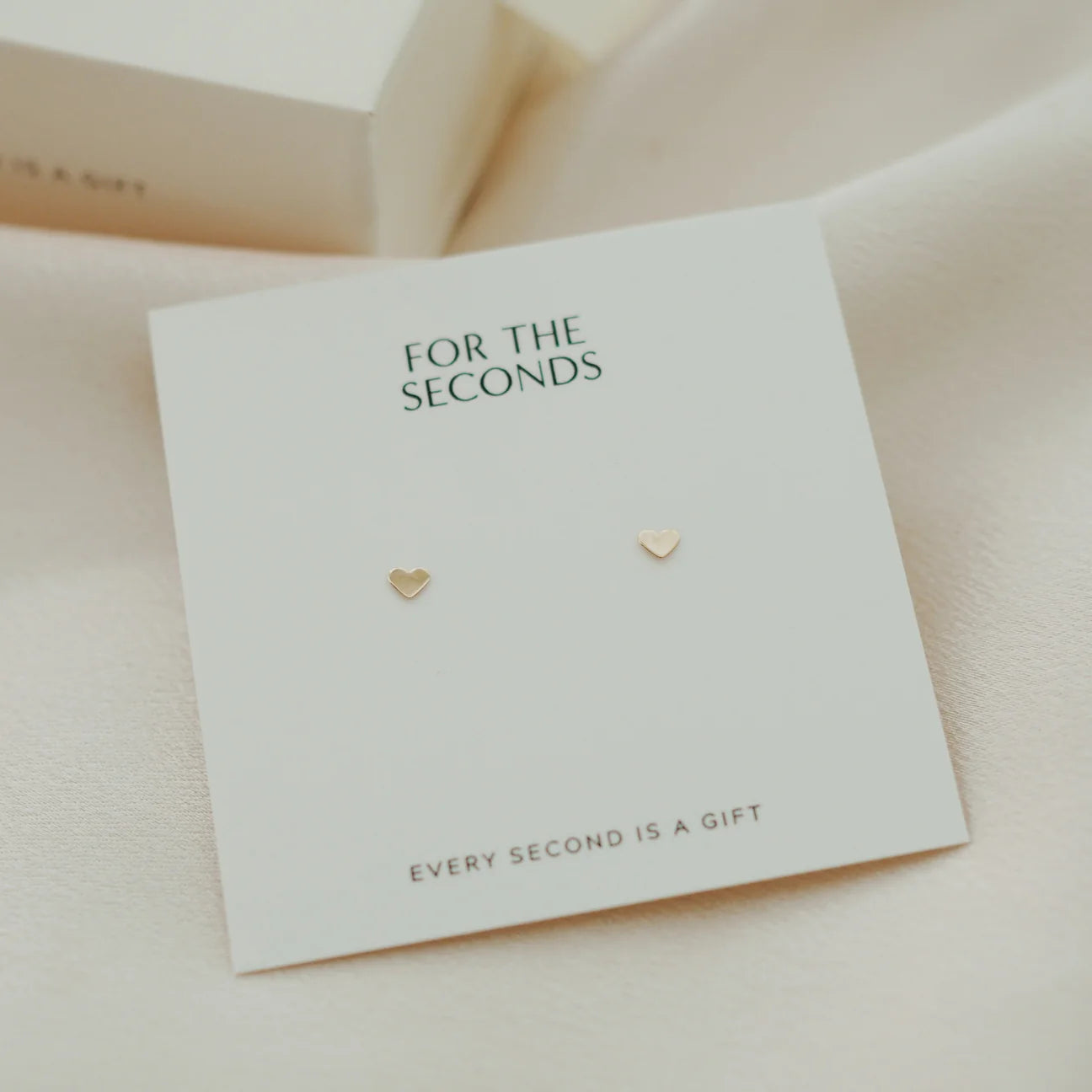 For The Seconds - Mini Heart Earrings