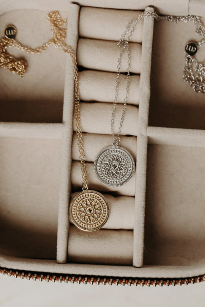 Ava May - Genevieve Necklace