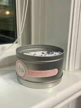 Load image into Gallery viewer, Xoxo Coco - Lavender Bath Salts
