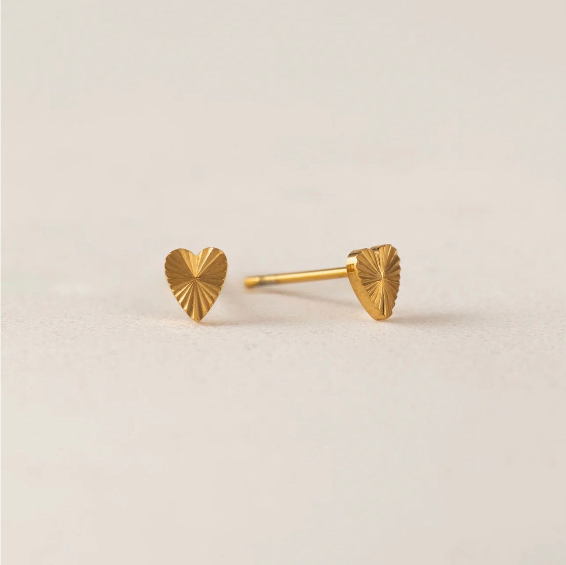 Lover's Tempo - Fluted Heart Studs