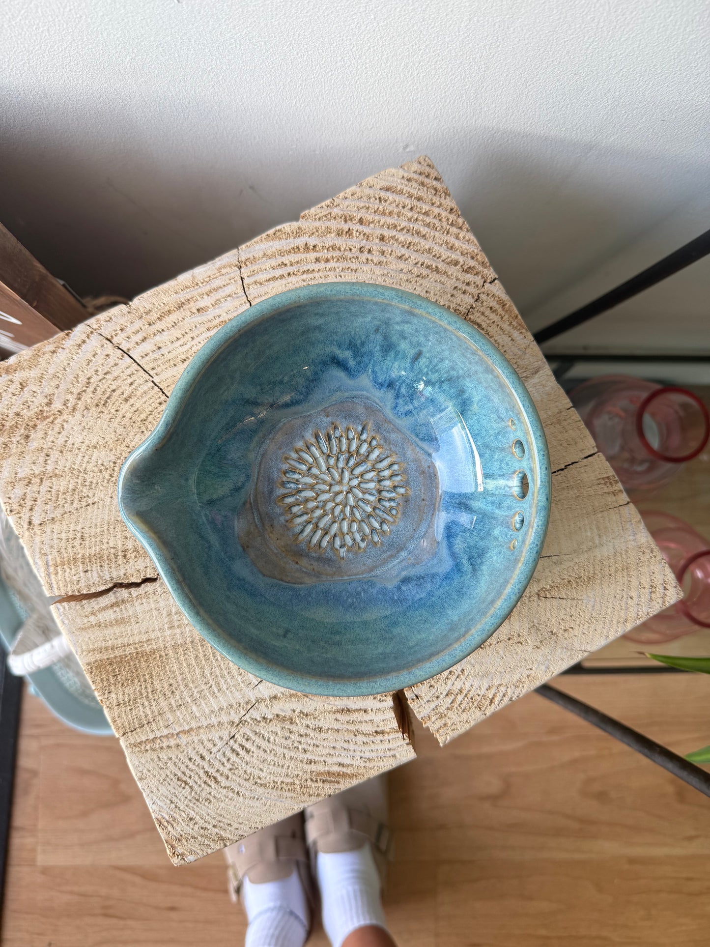CM Pottery - Garlic Grater & Herb Pull