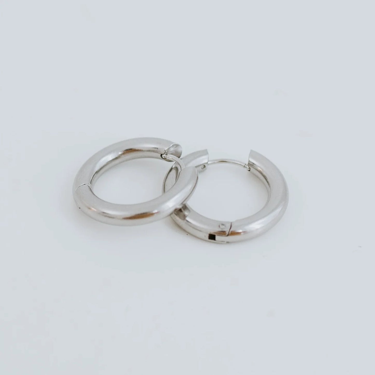 Koquetta Accessories - Maya Hoops