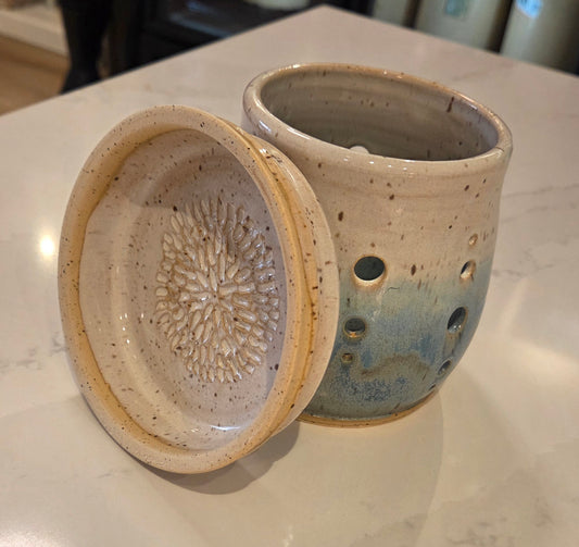 CM Pottery - Quiet Blue garlic keeper